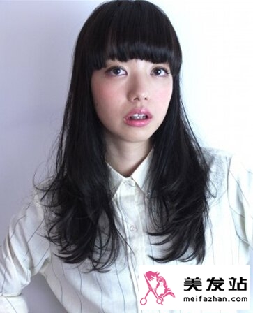 清新时尚娃娃脸女生发型 长发或短发都能打造独特魅力