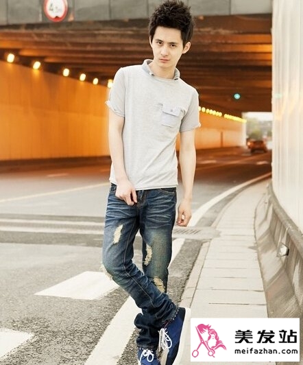 韩式男生蓬松纹理感短发 个性时尚男生发型推荐