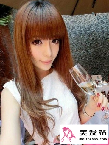 你还在为你的婴儿肥而发愁么 六款美丽发型帮你打造小V脸