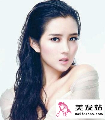 何洁各种时尚发型盘点 俏皮or性感你喜欢哪款