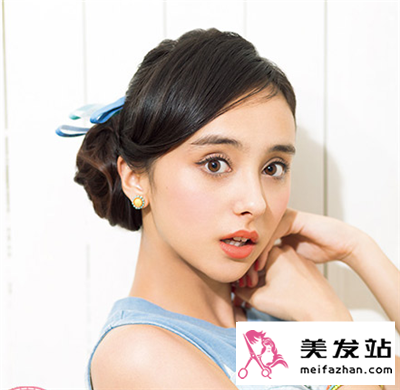 有趣靓丽高回头率 夏季伴你清凉一夏卷发发型