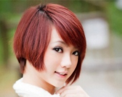 女生时尚清新BOBO头发型 打造可爱萝莉短发美女