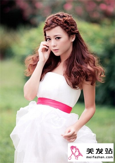 秋季结婚做什么新娘发型好看 浪漫唯美秋季新娘发型图片