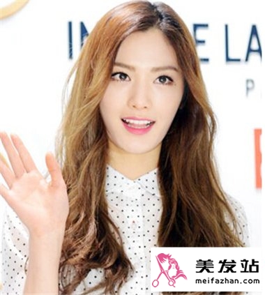 韩星Nana林珍娜时尚发型盘点 甜美发型打造女神气质