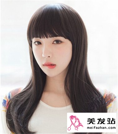 清爽唯美韩式直发发型 直发女生时尚发型设计