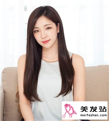 清爽唯美韩式直发发型 直发女生时尚发型设计