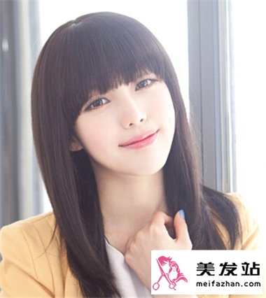 清爽唯美韩式直发发型 直发女生时尚发型设计