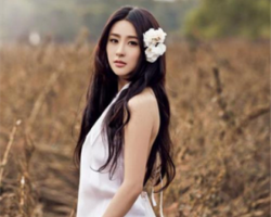 优雅女生长发发型 带给你千姿百态的风格造型