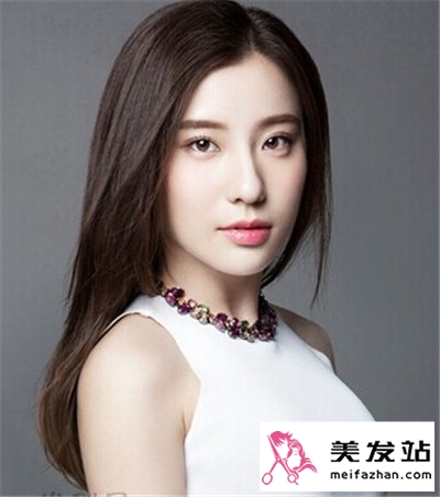 时尚女神必备发型  清新百搭彰显个性范儿