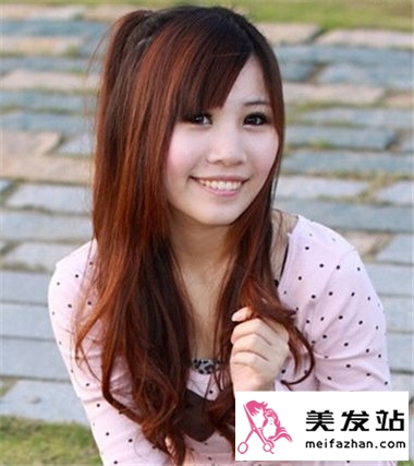 长发女生甜美公主头扎发 简单扎发让你拥有公主般美丽