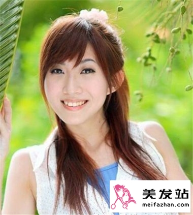 长发女生甜美公主头扎发 简单扎发让你拥有公主般美丽