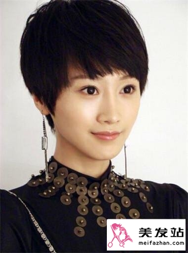 短发姑娘简单时尚发型 拥有不一样的美丽故事