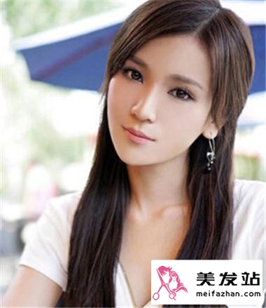 性感美潮女直发发型 媚感十足长发秒杀宅男