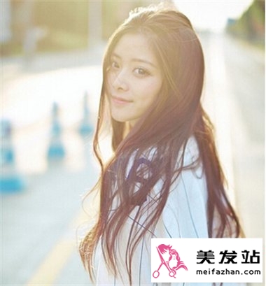 发型设计与脸型搭配 不同脸型女生发型盘点