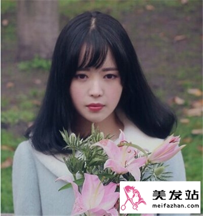 气质归属时尚发型  优雅百变巧修颜
