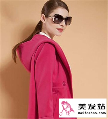 直发怎么扎好看 简单清晰马尾最甜美