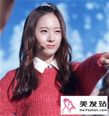 清纯韩式长卷发 靓丽时尚小女生