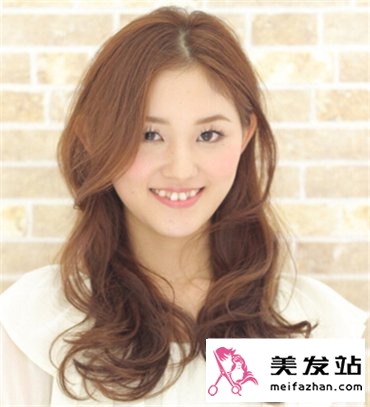2015日本女生流行烫发发型 空气感日系烫发甜美修颜