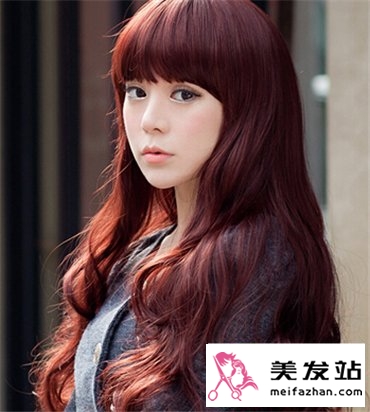 长发女生2015流行卷发发型 韩式长烫发最修颜时尚