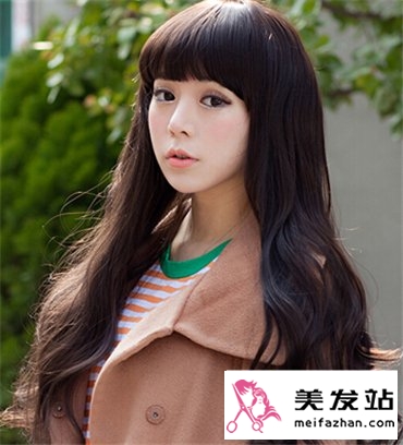 长发女生2015流行卷发发型 韩式长烫发最修颜时尚