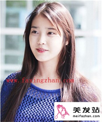 女生清新离子烫直发发型 打造韩式小清新直发美女