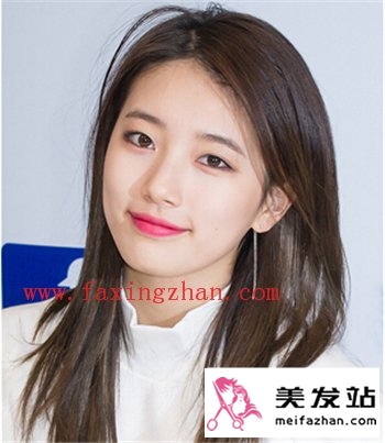 女生清新离子烫直发发型 打造韩式小清新直发美女