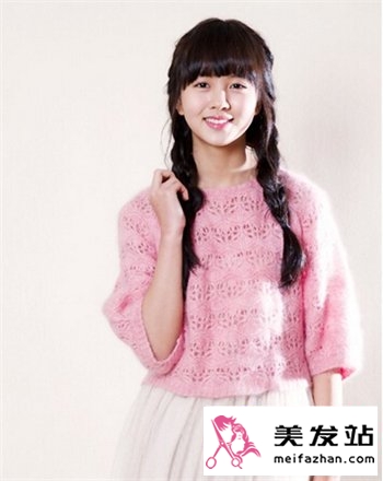 校园女生可爱齐刘海发型 清新甜美韩式风