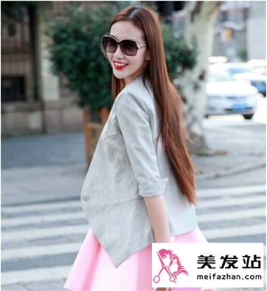2015年女生最美直发发型图片 清新百搭时尚淑女范