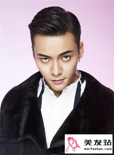 男士最好看的发型设计 背头设计最显熟男魅力