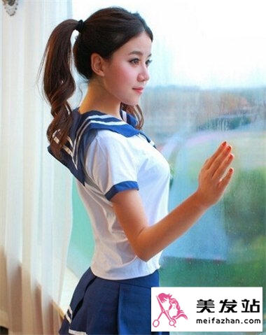 夏季女生马尾扎发发型 萌妹纸马尾扎最受宠
