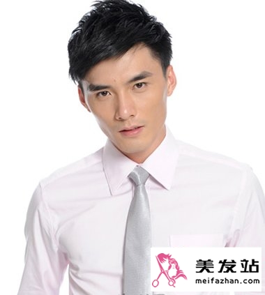 六款经典职场发型 帅气逼人不落俗套