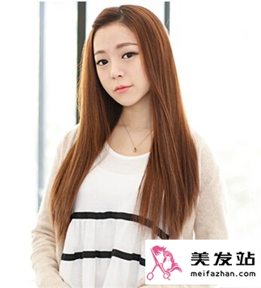 适合长发女生的直发发型 披肩直发最显少女甜美