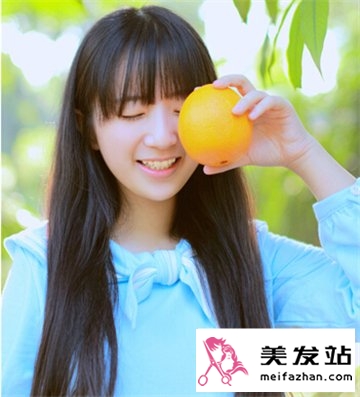唯美直发美女发型图片 清新迷人十分上镜