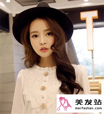 适合长发女生的染发颜色 发色染更添时尚风采