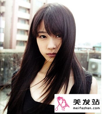 清新唯美长直发 打造最美女神范儿