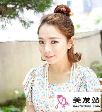 最热扎发发型推荐 甜美可人最养眼