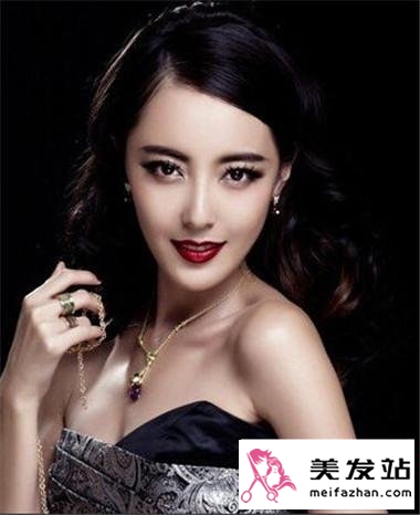 何以笙箫默萧筱扮演者米露发型 打造时尚模特女神