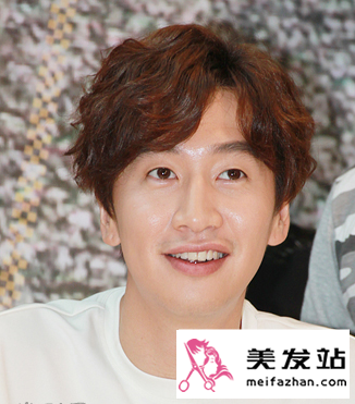 逗比暖男李光珠发型 逗比世界也能很帅气
