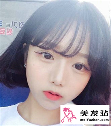 最新韩式中短发烫发发型 清纯唯美更时尚