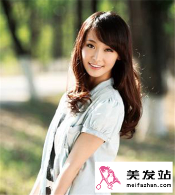 甜美萌妹子女生发型 清纯可爱至极曼妙妩媚