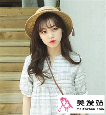 适合小脸女生发型推荐 乖巧可爱小脸最受喜欢