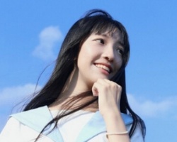 清新可爱的女生长直发发型 打造女神的气质魅力