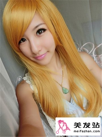 2015最新女生金黄色染发发型 抢眼时尚的名媛发型