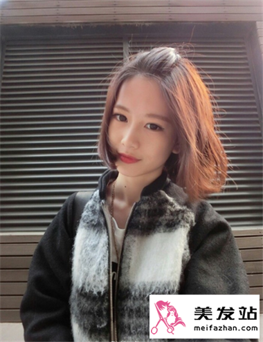 2015最新偏分中分无刘海短发发型 可爱性感的知性女神