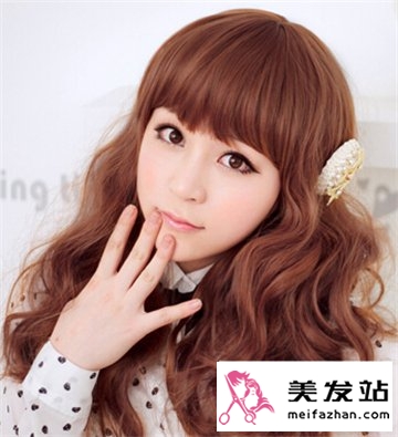 韩版甜美女生发型 清新乖巧可人