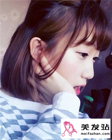女生小巧玲珑短发发型 清甜仙气十足的发型设计