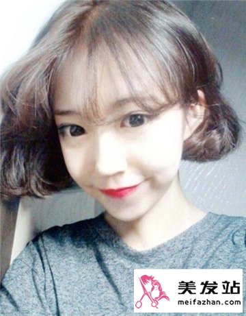 2015最新流行女生短发发型 清爽利落气质迷人