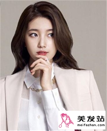性感百变长卷发 打造靓丽新潮女神