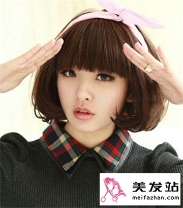 女生韩版齐刘海发型 甜美修颜显嫩的一大法宝
