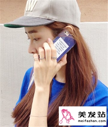 韩式气质女生直发发型 打造最时尚的新时代女性